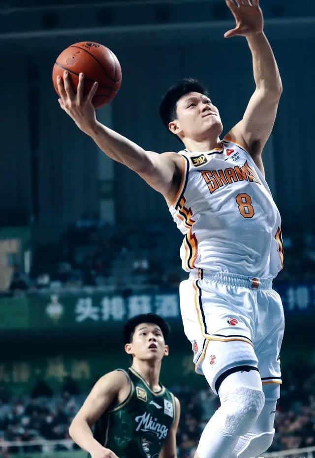 湖南男篮迎来主场胜利，士气高涨