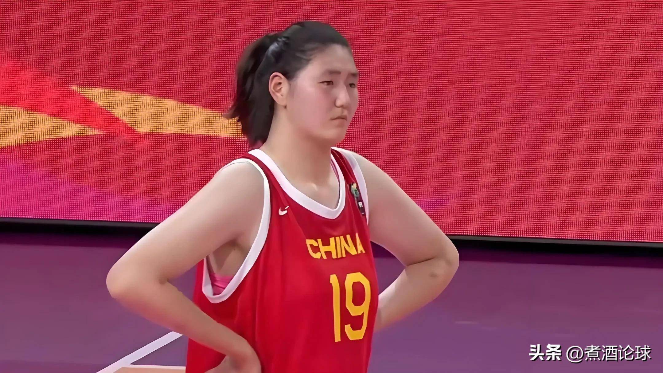 包含FIBA发布中国女篮写真张子宇韩旭搞怪的词条