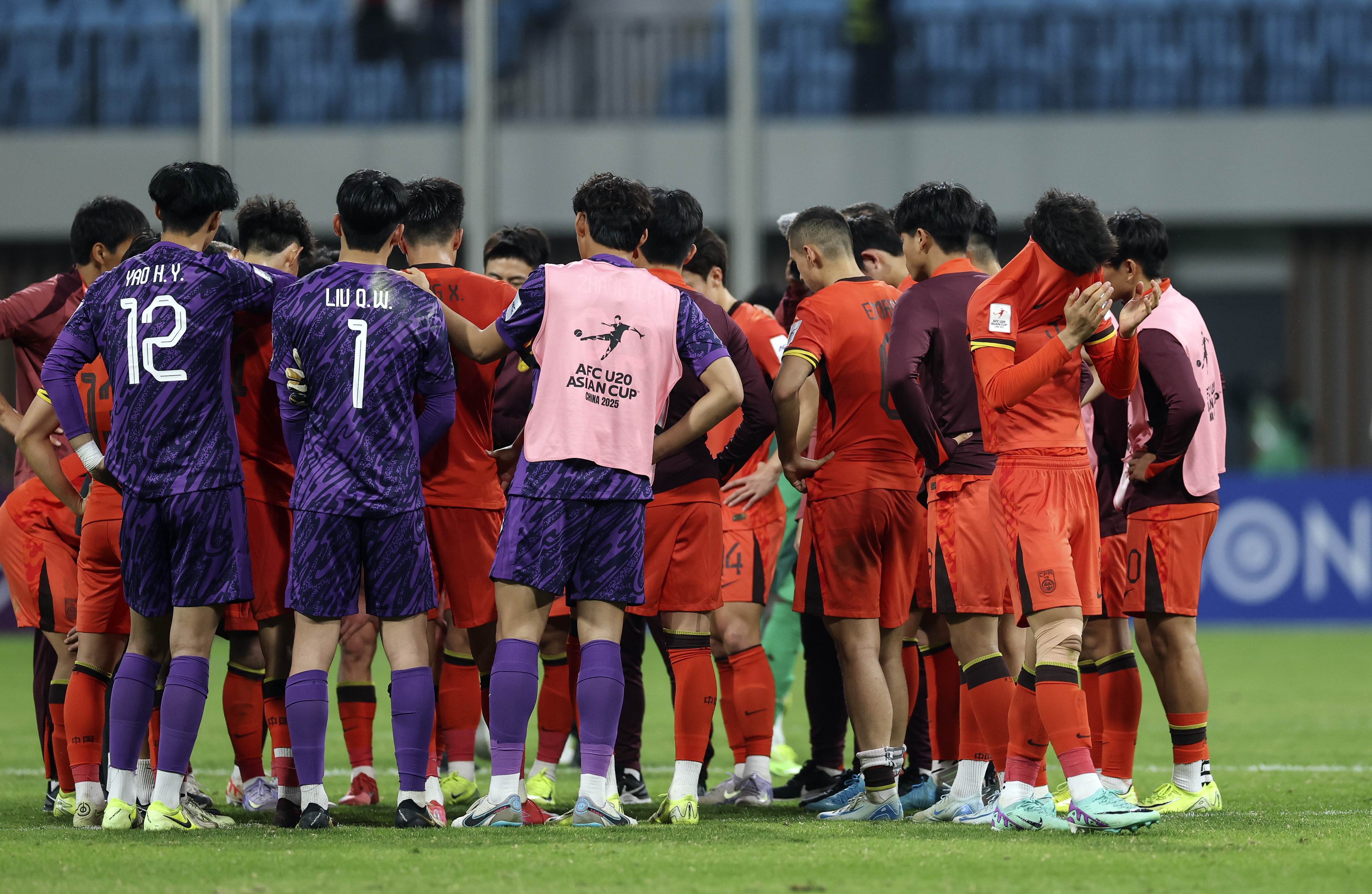 一场2-1绝杀，让中国队争冠起死回生，还送亚洲冠军2连败垫的简单介绍