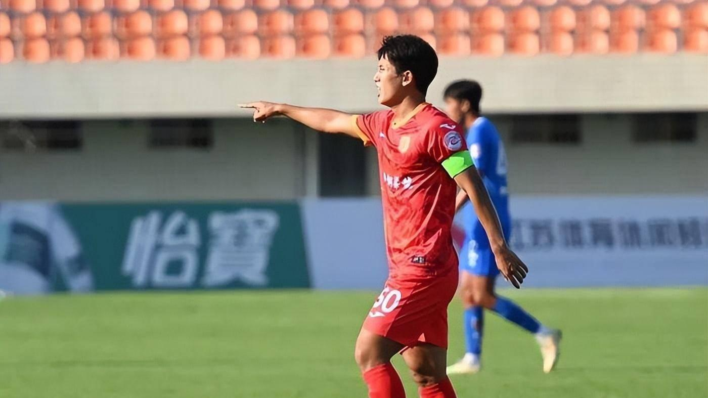上港夏窗本土首签锁定中甲金靴！近期两场比赛进五球，将接班武磊的简单介绍