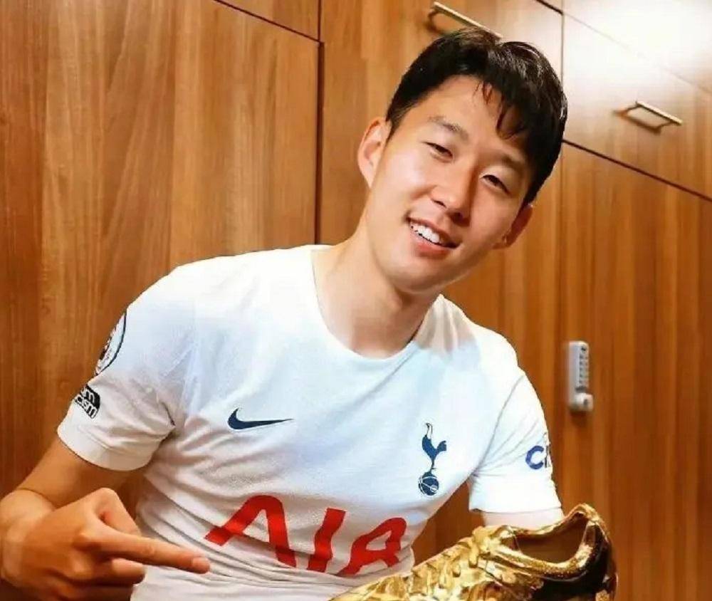 英超VAR争议：热刺1-1平阿斯顿维拉，孙兴慜进球被吹引爆足坛热议的简单介绍